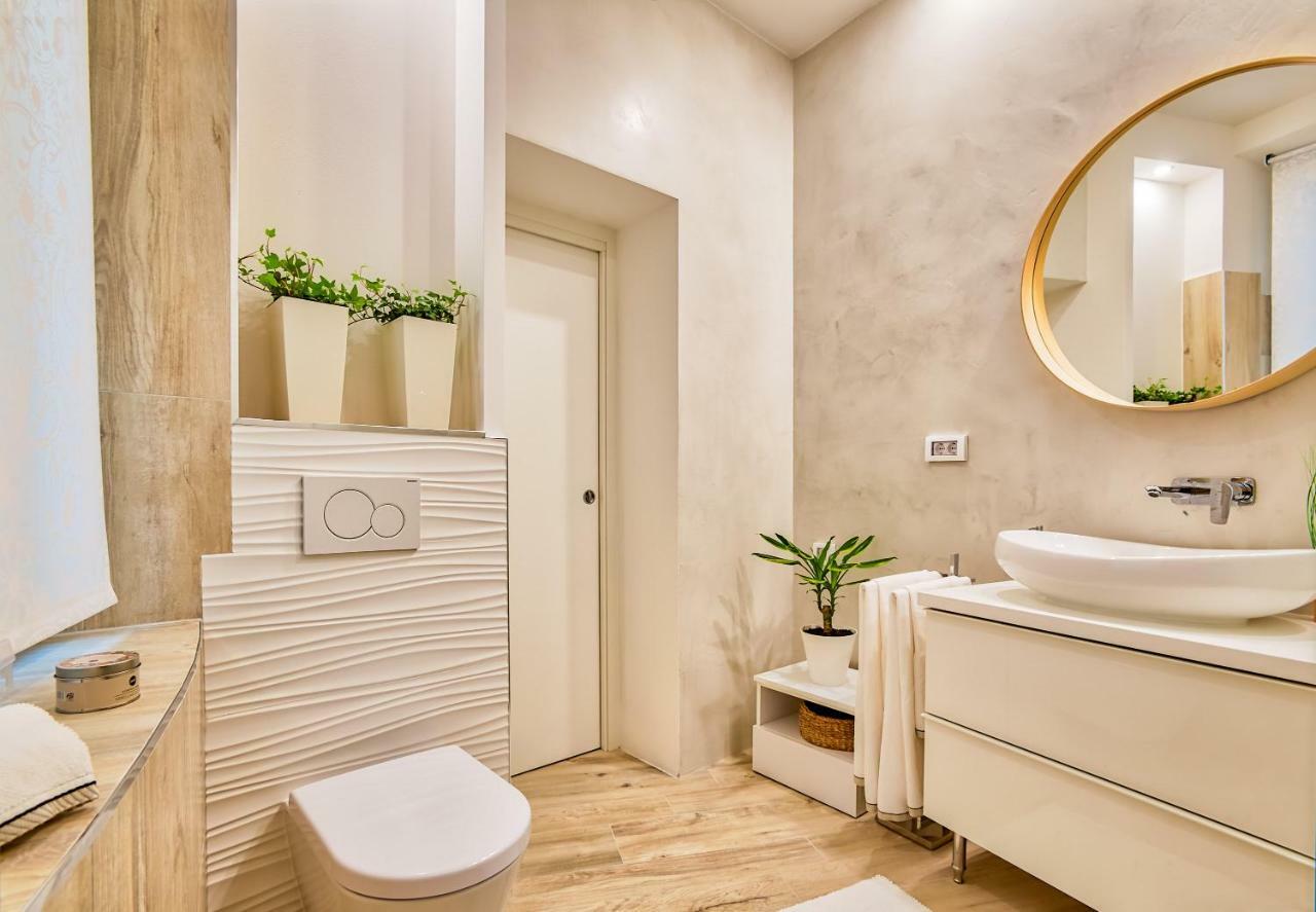 Parkside Studio Apartments With Free Parking พูลา ภายนอก รูปภาพ